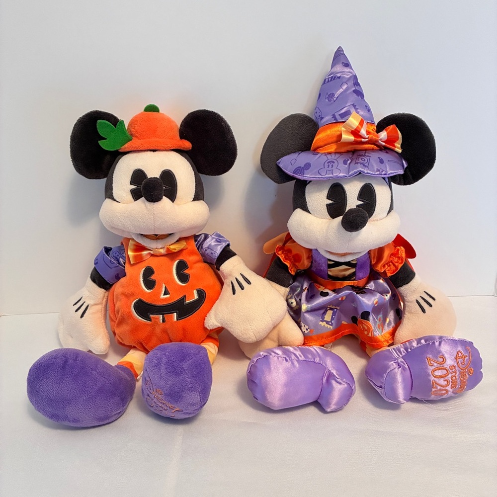 Disney Halloween Tricks And Treats Mickey Mouse Minnie Mouse 2020 Plush Set